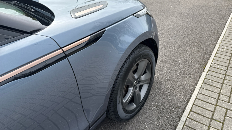 Land Rover Range Rover Velar 2.0 D200 R-Dynamic S 5dr Auto Diesel Estate